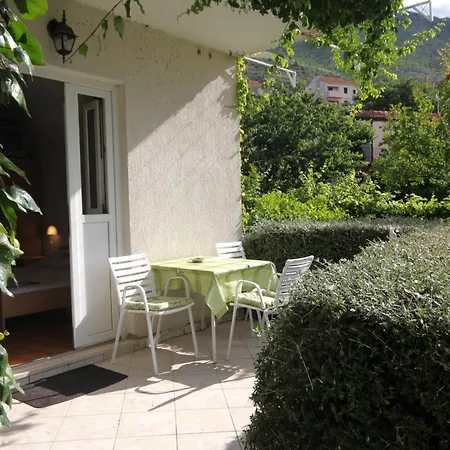Apartment With A Parking Space Mlini, Dubrovnik - 8834 Mlini