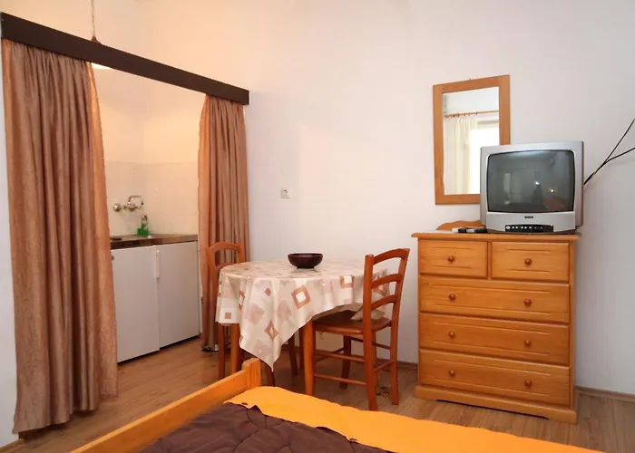 With A Parking Space Mlini, Dubrovnik - 8834 公寓